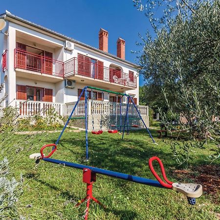 6 Bedroom Nice Home In Segotici Buitenkant foto